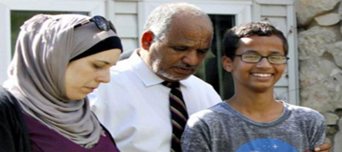 US teen Ahmed Mohamed, falsely accused of making a bomb, gets his clock back